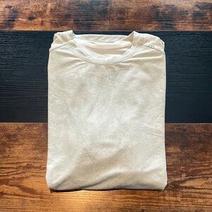 Lululemon t-shirt. Men’s XL